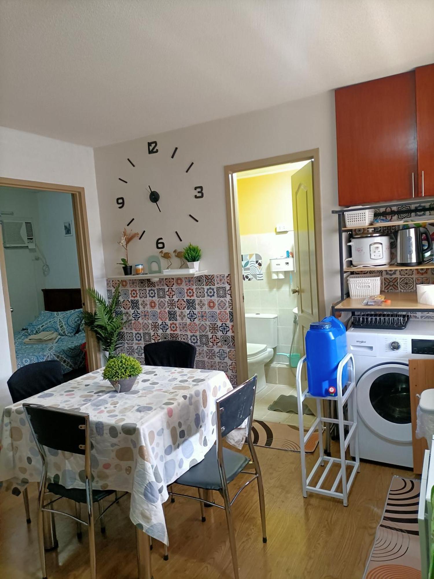 2 Bedroom Sorrento Oasis Pasig City エクステリア 写真